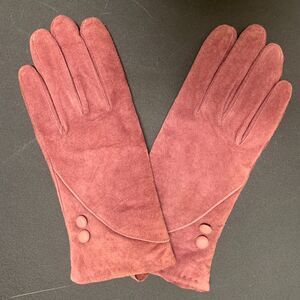 Redfish Designs Womens Mauve Suede‎ Gloves Covered Button accent Lined M/L